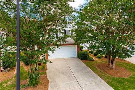 225 Cello Ct Alpharetta, GA 30004
