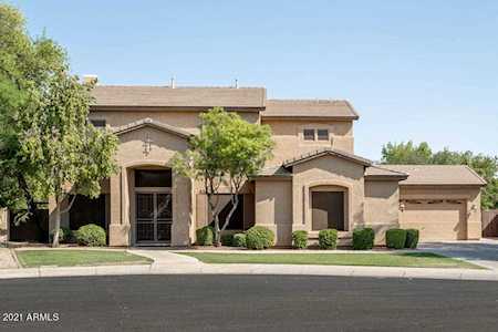 2059 S Sailors Court Gilbert, AZ 85295