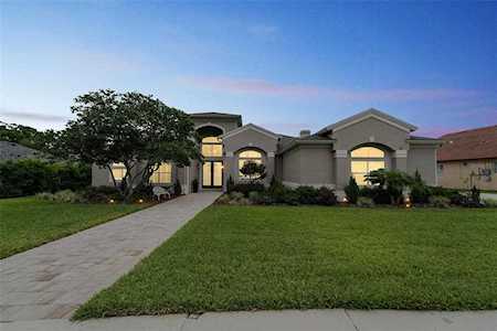 919 Golf Valley Dr Apopka, FL 32712