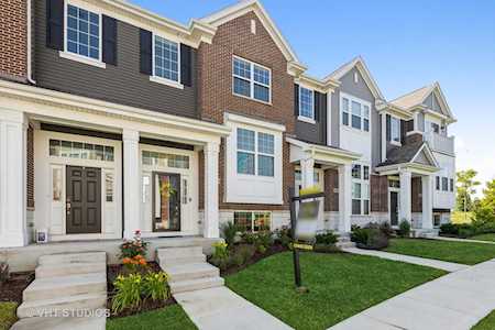 2909 Madison Dr Naperville, IL 60564