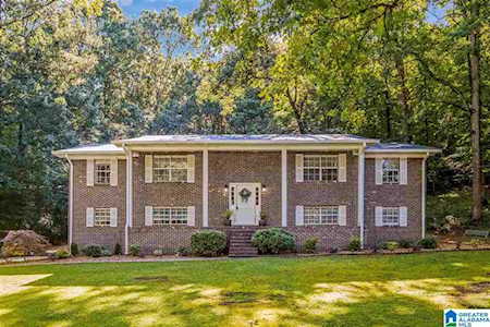 28 Oak Ridge Drive Pelham, AL 35124