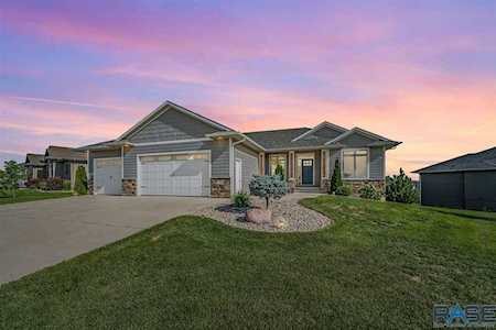 7200 E Sierra Trl Sioux Falls, SD 57110