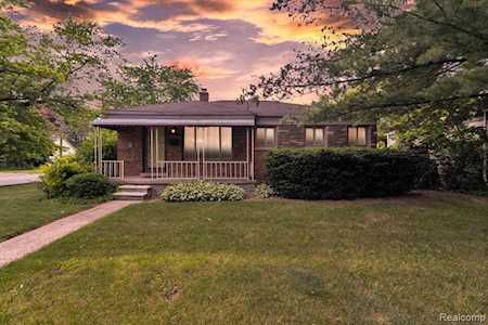4107 Eastlawn Ave Wayne, MI 48184