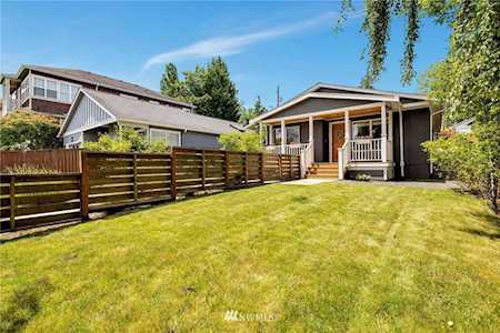5925 32nd Ave SW Seattle, WA 98126