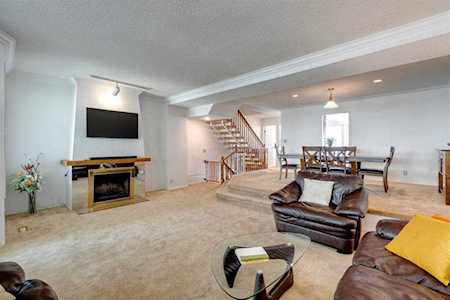 3437 42 St NW #128 Calgary, AB T3A 2M7