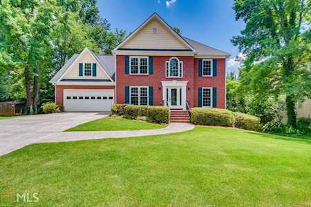 370 Saint Marks Dr Lilburn, GA 30047