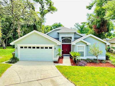 1015 Piedmont Oaks Dr Apopka, FL 32703