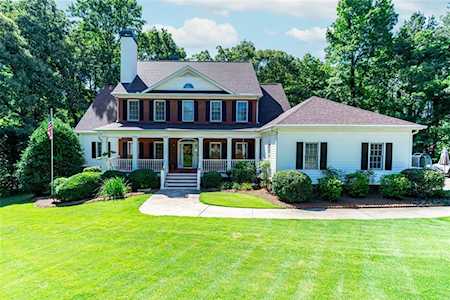 835 Summer Ridge Dr Villa Rica, GA 30180