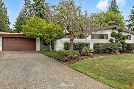 851 170th Place NE Bellevue, WA 98008