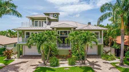 352 1st St W Tierra Verde, FL 33715