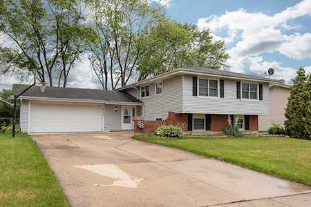 1630 Fairfield Ln Hoffman Estates, IL 60169