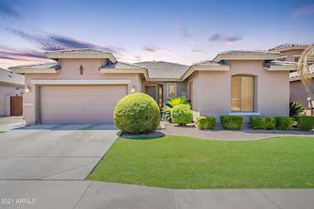 201 W Roadrunner Drive Chandler, AZ 85286