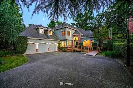 15113 SE 66th St Bellevue, WA 98006