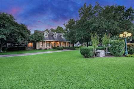 1917 Plantation CV Round Rock, TX 78681