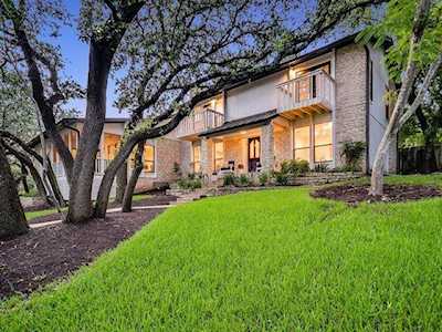 1401 Canoe Brook DR Austin, TX 78746