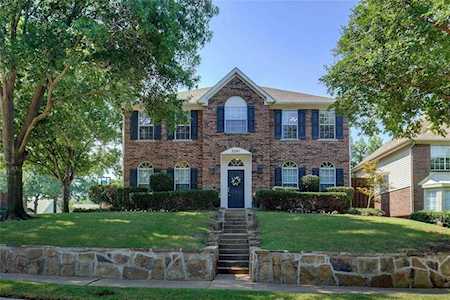 3201 Shady Glen Drive Grapevine, TX 76051