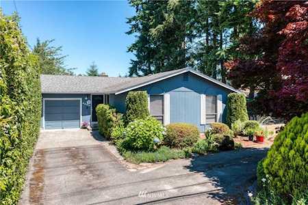 4203 Shelby Rd Lynnwood, WA 98087