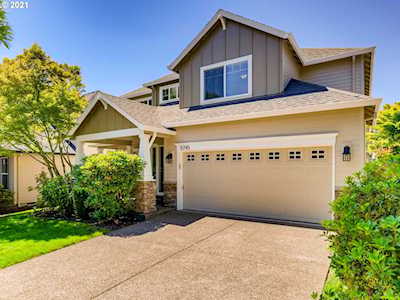 5745 NE Farnham St Hillsboro, OR 97124