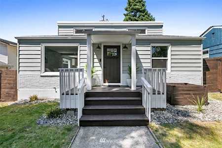 4507 48th Ave SW Seattle, WA 98116