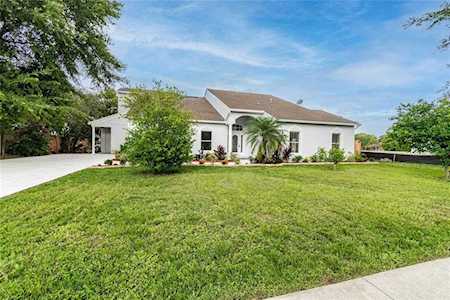 621 E Wildmere Ave Longwood, FL 32750