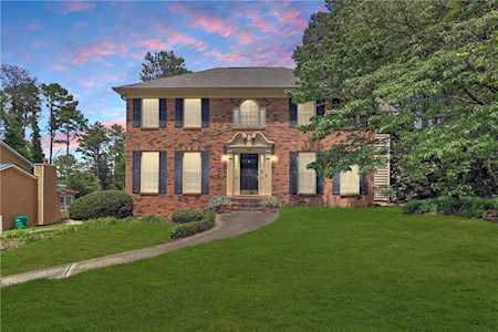 1284 Blankenship Ln Lilburn, GA 30047