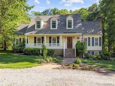 301 Glenpark Ln Midlothian, VA 23114
