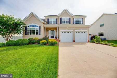 24475 Broad Creek Dr Hollywood, MD 20636