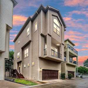 2061 W 14th 1/2 St Houston, TX 77008