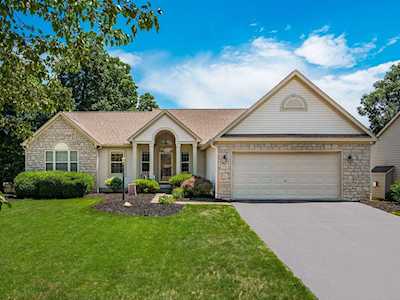 978 Gray Drive Pickerington, OH 43147