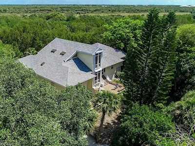 718 Gopher Walk Way Sanibel, FL 33957