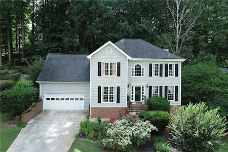 825 Connell Ln Lawrenceville, GA 30044