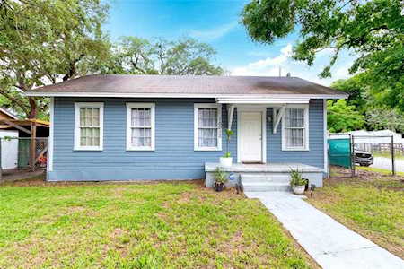 10012 N Annette Ave Tampa, FL 33612
