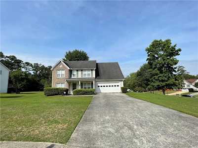 1765 Alcovy Woods Ln Lawrenceville, GA 30045