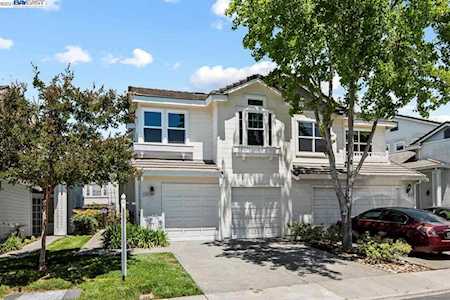5405 Quebec Common Fremont, CA 94555