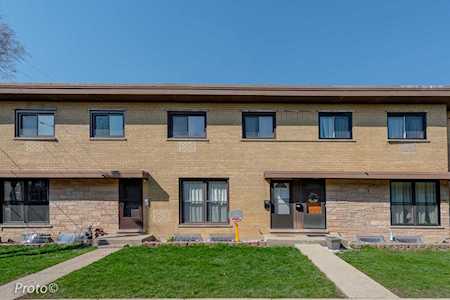 644 Maple Ct Mount Prospect, IL 60056