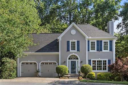 4809 Helga Way NE Woodstock, GA 30188