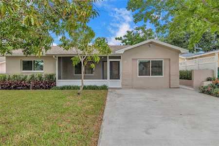 110 Melrose Dr Safety Harbor, FL 34695