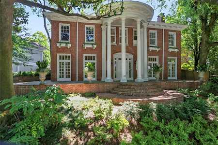 175 Peachtree Circle NE Atlanta, GA 30309
