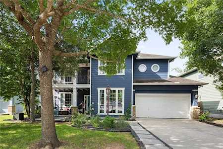 6217 Carrington DR Austin, TX 78749