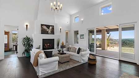 16674 Liberty Ridge San Diego, CA 92127