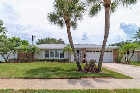 1508 Eden Isle Blvd NE St. Petersburg, FL 33704