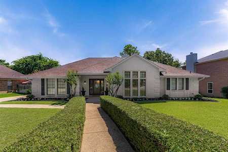 3220 DAVID Drive Hurst, TX 76054