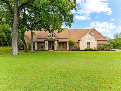 367 Covered Bridge Drive Fort Worth, TX 76108