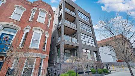 456 N Carpenter St #1W Chicago, IL 60642