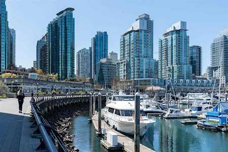 1331 W Georgia Street #2701 Vancouver, BC V6E 4P1