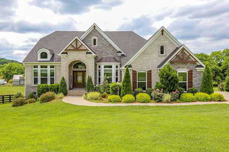 7346 Magnolia Valley Dr Eagleville, TN 37060