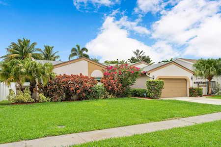 7318 Texas Trl Boca Raton, FL 33487