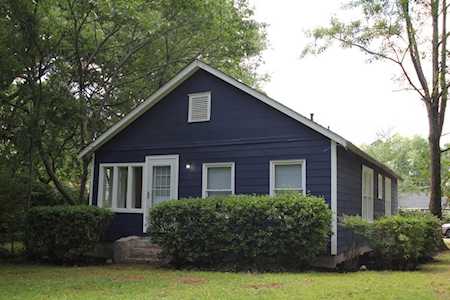 1856 Grove Ave East Point, GA 30344