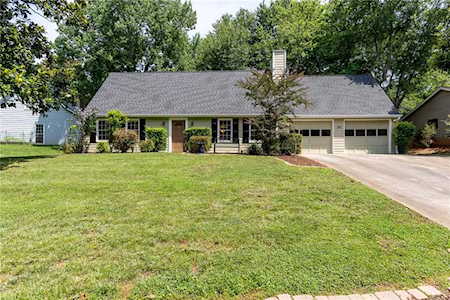 210 Truehedge Trace Roswell, GA 30076