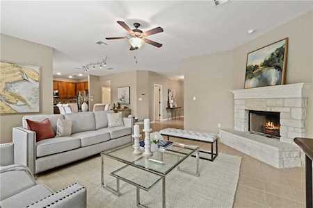 2133 Callingwood DR Austin, TX 78754